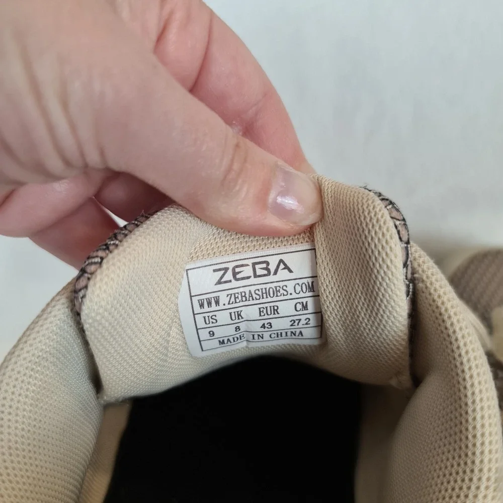 ZEBA Sneakerd Men's Hands Free Step In‎ Shoes Size 9 Beige Low Top Laces Slip On